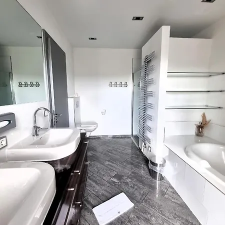 Βίλα Mountains And Lakes - Gaumberg