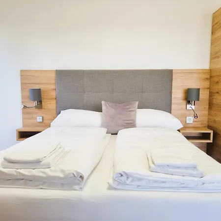 Mountains And Lakes - Gaumberg Villa