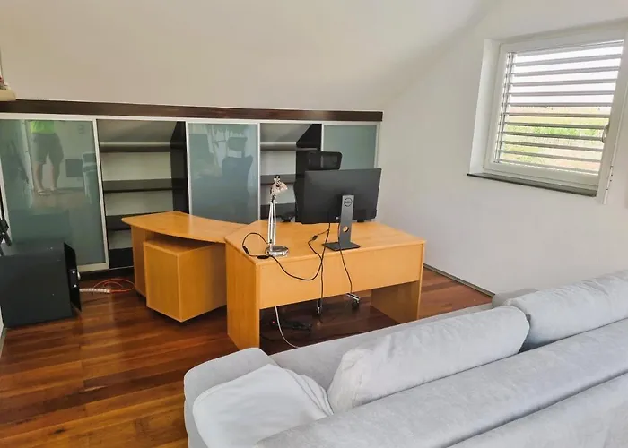 Mountains And Lakes - Gaumberg Linz